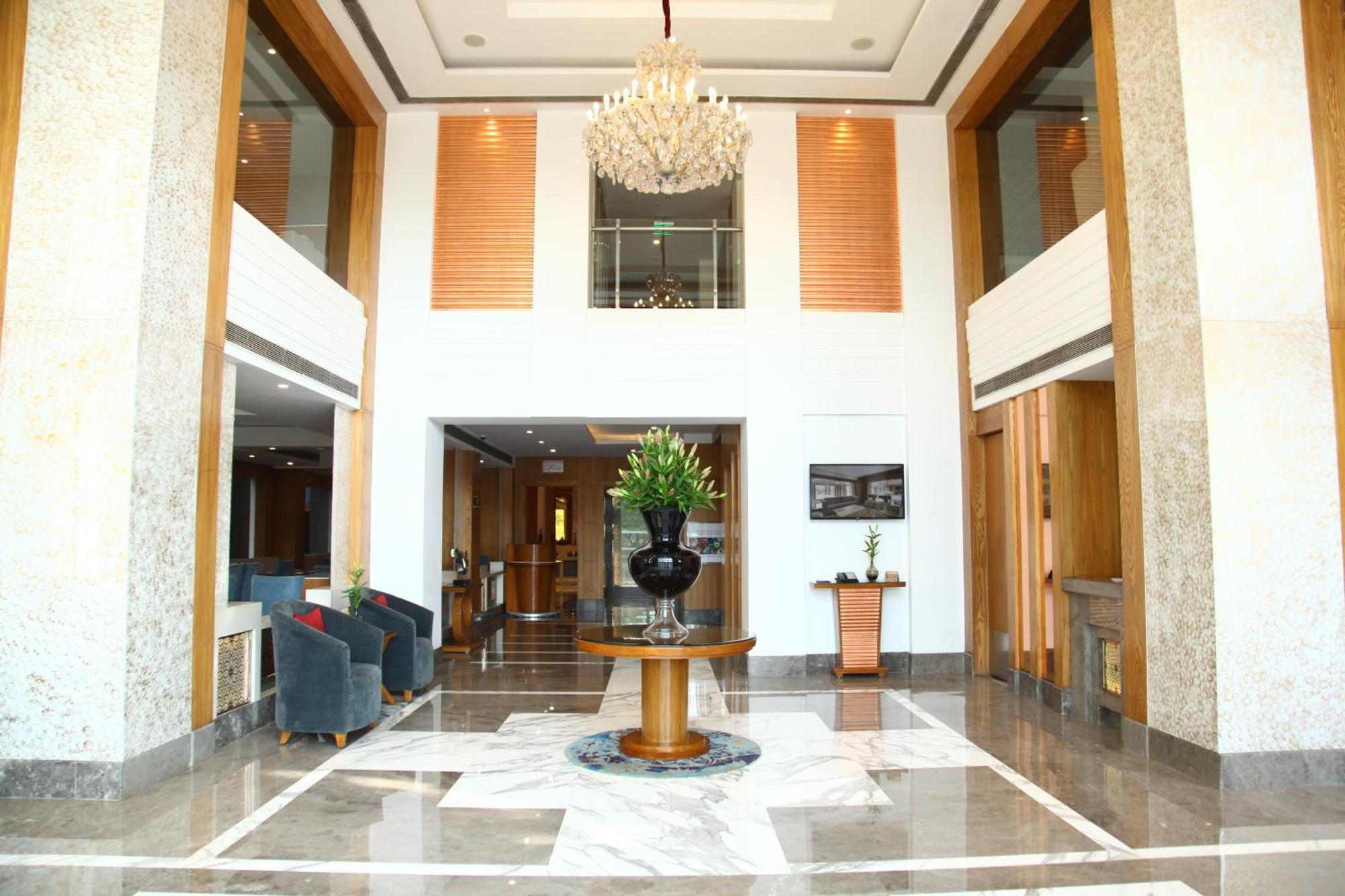 The Place Gurugram, A Member Of Radisson Individuals Gurgaon Dış mekan fotoğraf