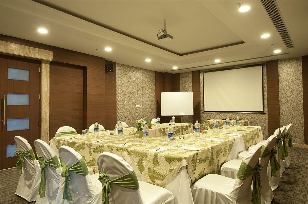 The Place Gurugram, A Member Of Radisson Individuals Gurgaon Dış mekan fotoğraf