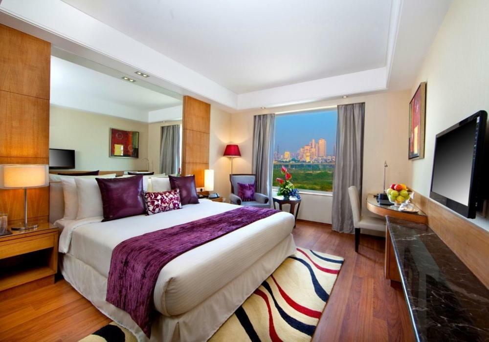 The Place Gurugram, A Member Of Radisson Individuals Gurgaon Dış mekan fotoğraf